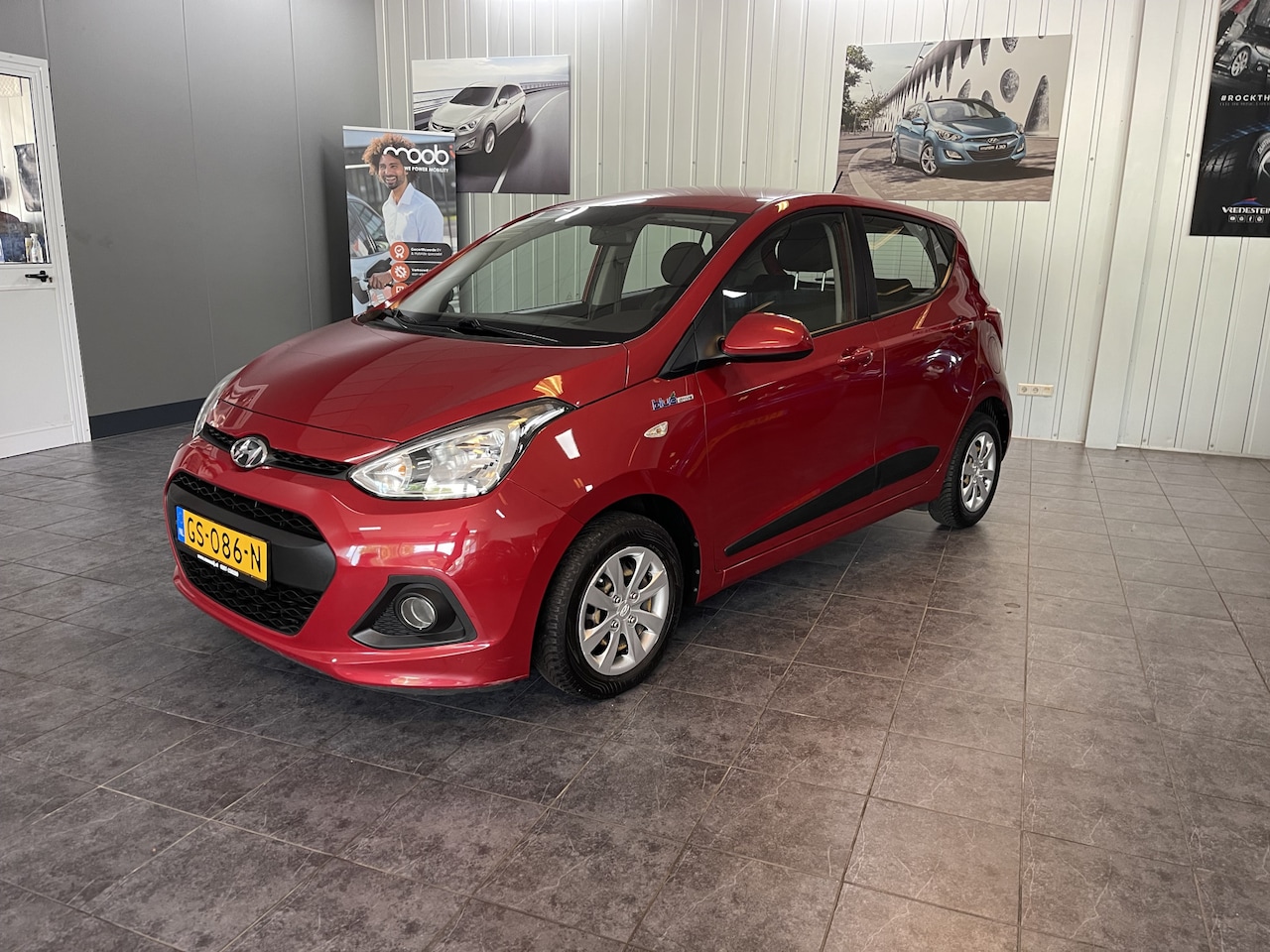 Hyundai i10 - 1.0i i-Motion Comfort Climate control, Cruise control. - AutoWereld.nl