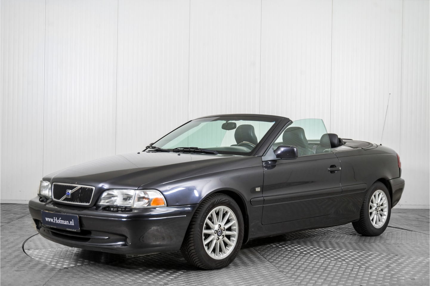 Volvo C70 Convertible - 2.4 T Prestige 2.4 T Prestige - AutoWereld.nl