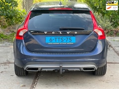 Volvo V60 - 2.4 D6 AWD Plug-In Hybrid Summum Voorschade motor en bak 100%