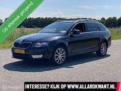 Skoda Octavia Combi - 1.2 TSI /Trekh./Navi/Cruise/Clima/PDC