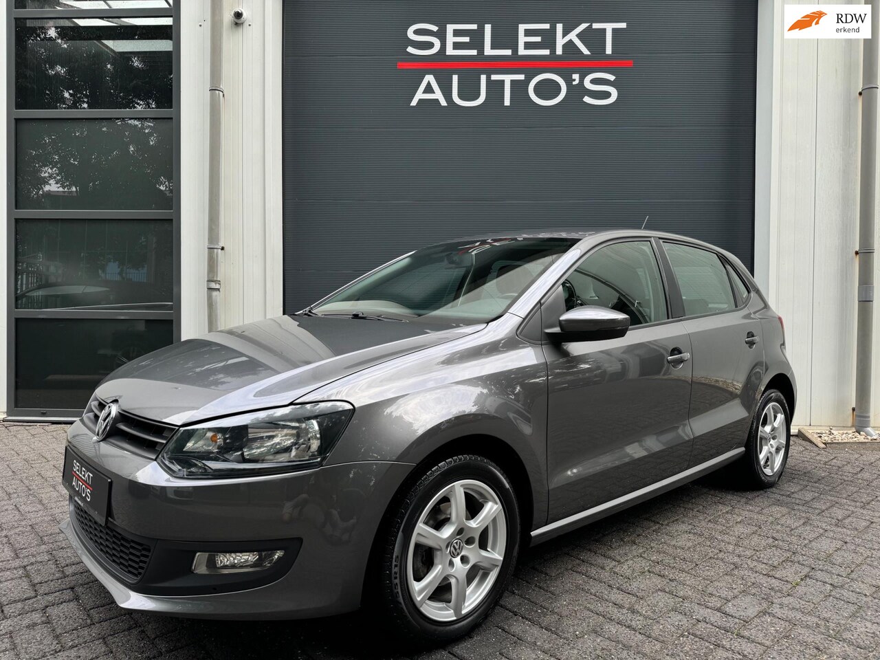 Volkswagen Polo - 1.4-16V Comfortline Airco/Navigatie/Bluetooth/Elektrische Ramen/Elektrische Spiegels/15 In - AutoWereld.nl