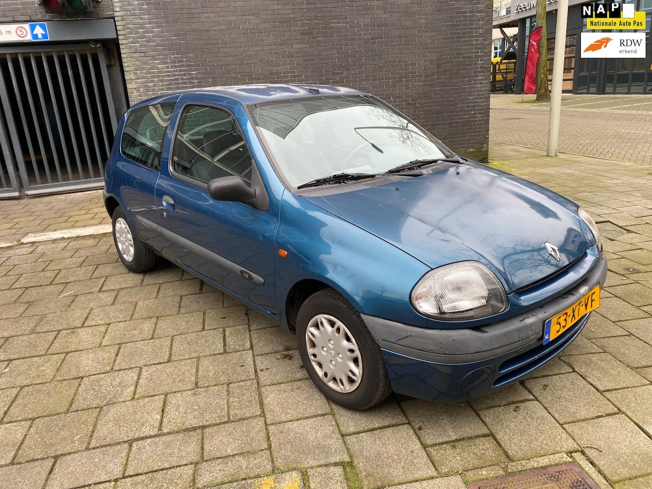 Renault Clio - 1.2 RN 1.2 RN, Rijdt en Schakelt goed, NAP, Weinig KM - AutoWereld.nl