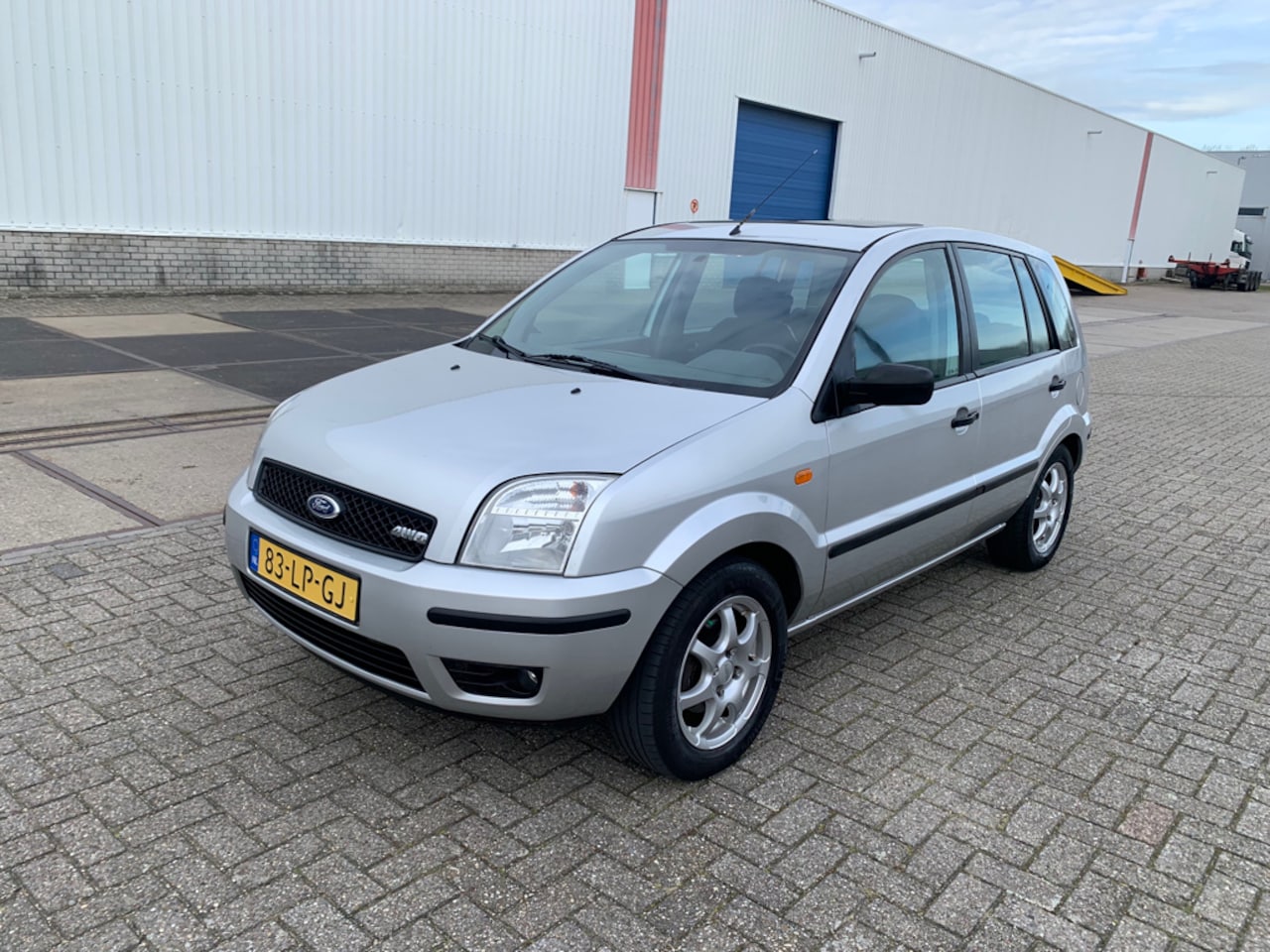 Ford Fusion - 1.4-16V Trend AUTOMAAT/NAP/OPEN DAK! NW APK! - AutoWereld.nl