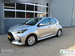 Toyota Yaris - 1.5 Hybrid Active 1e Eigenaar Navigatie Camera