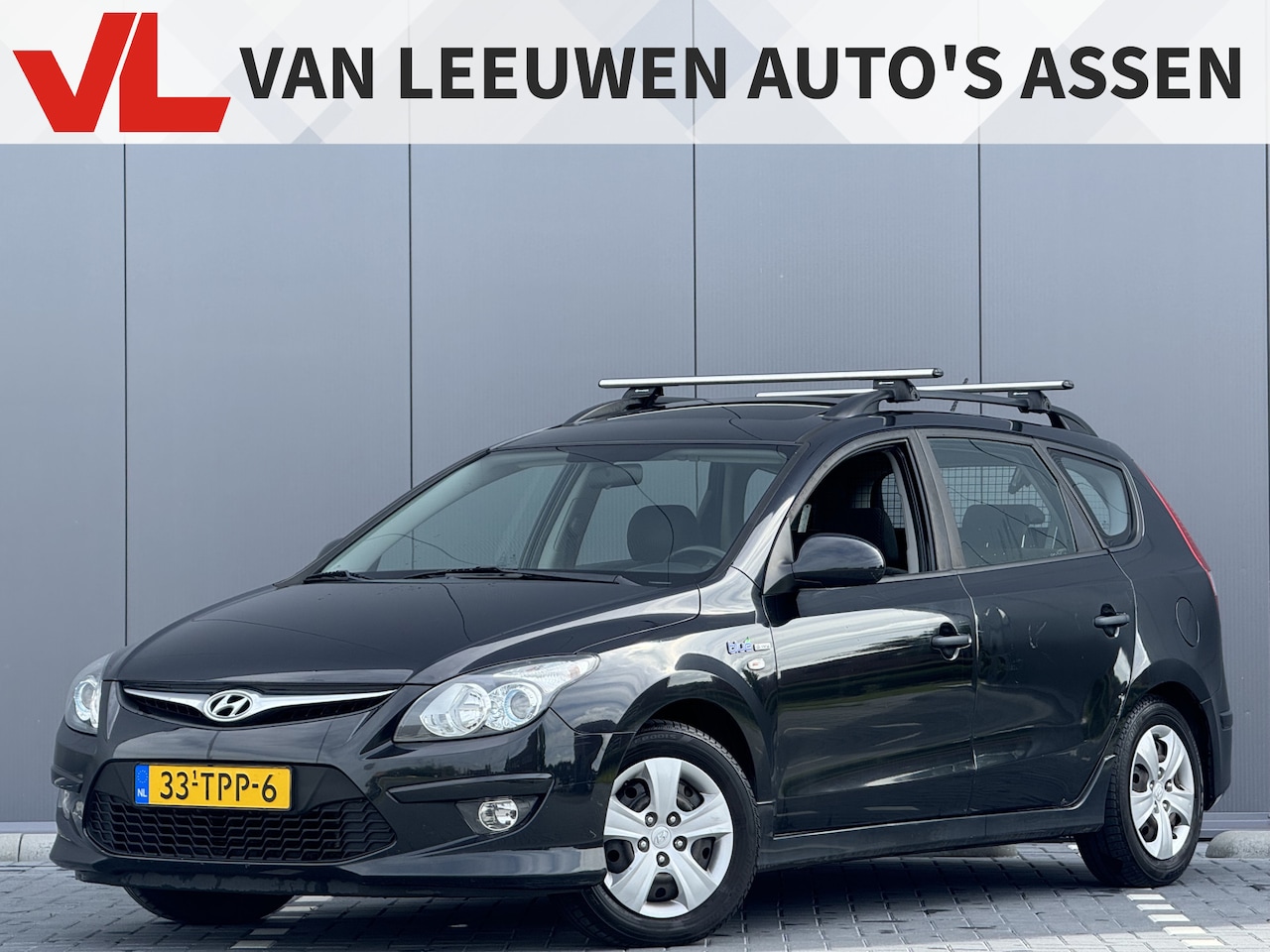 Hyundai i30 - 1.6 CRDi Dynamic | Nieuw binnen | Trekhaak | Clima - AutoWereld.nl