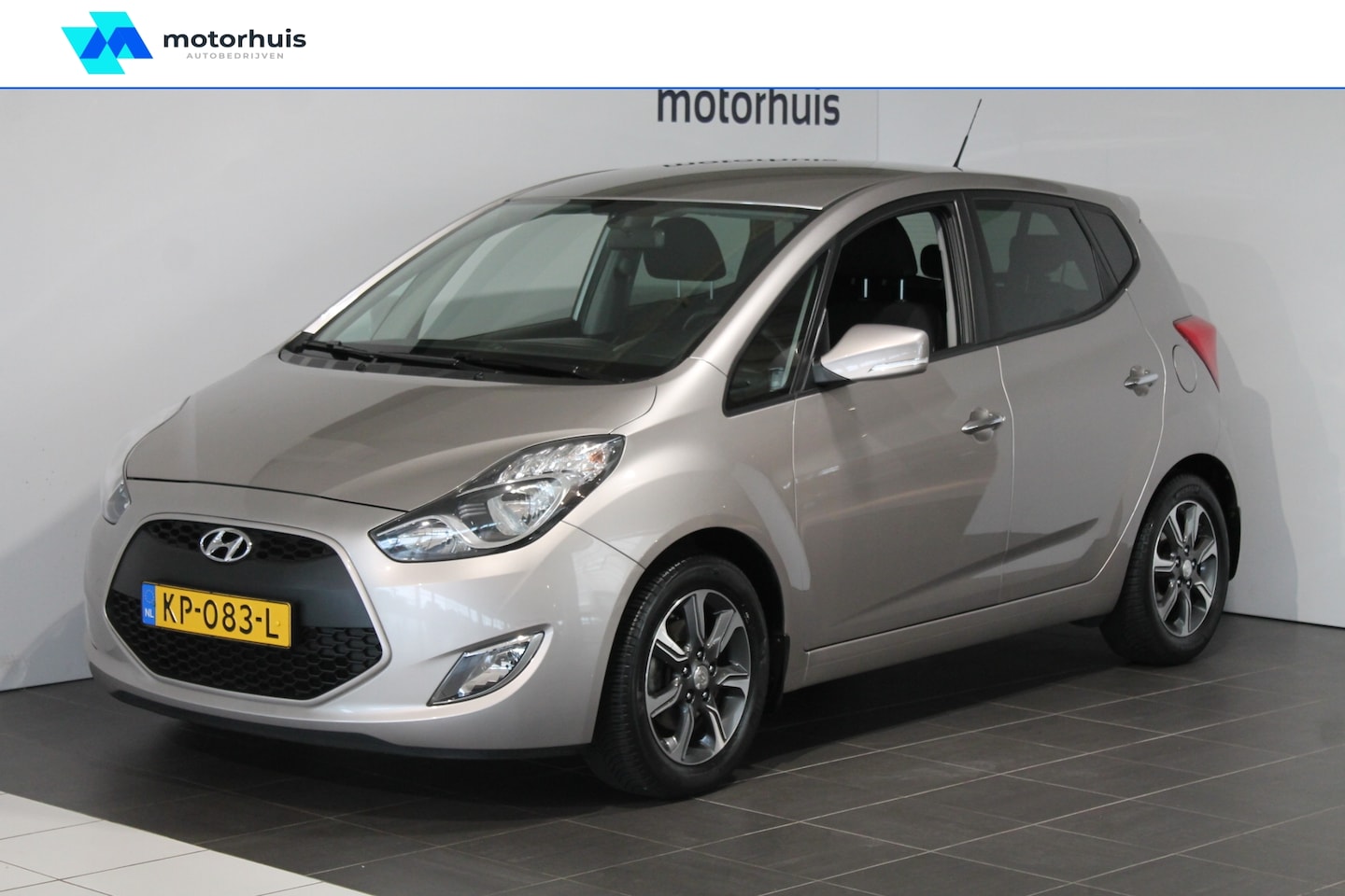 Hyundai ix20 - 1.4i blue 90pk Go! - AutoWereld.nl