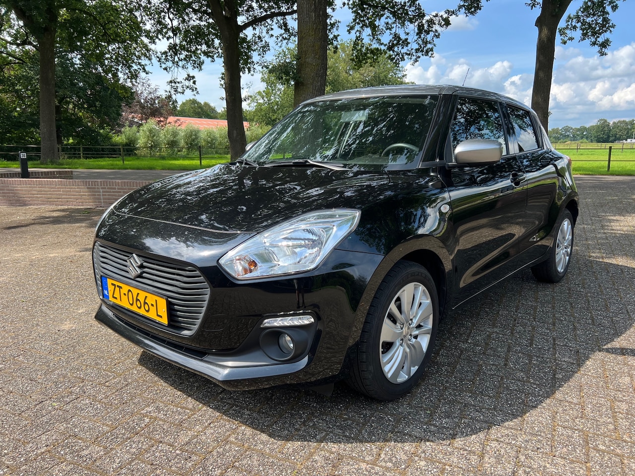 Suzuki Swift - 1.2 Select - AutoWereld.nl