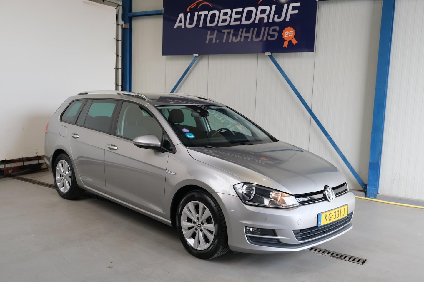 Volkswagen Golf Variant - 1.0 TSI Connected Series Automaat - AutoWereld.nl