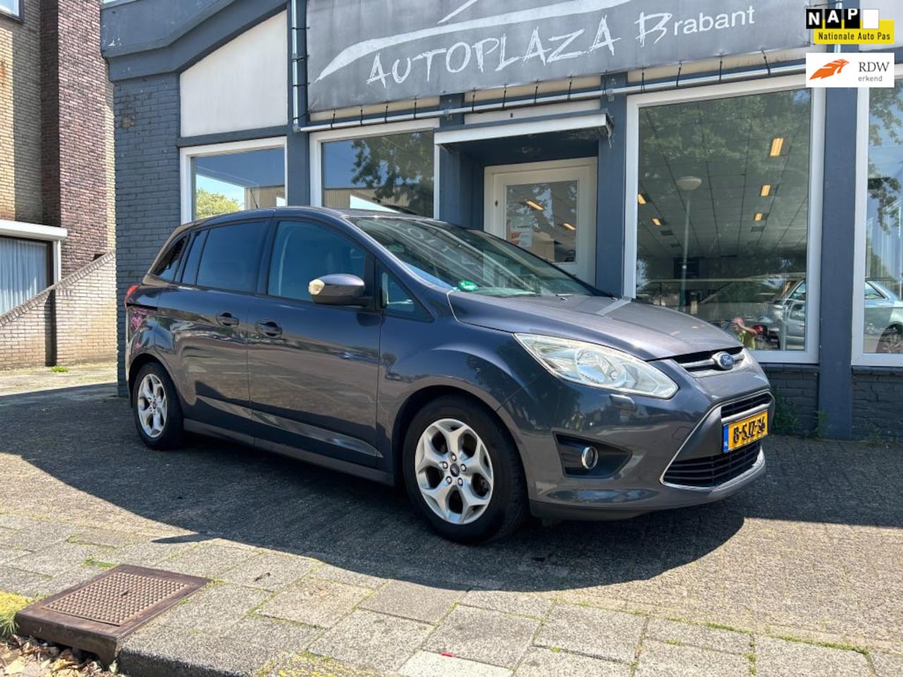 Ford Grand C-Max - 1.6 TDCi Titanium / AIRCO / PDC / AUX / TREKHAAK - AutoWereld.nl