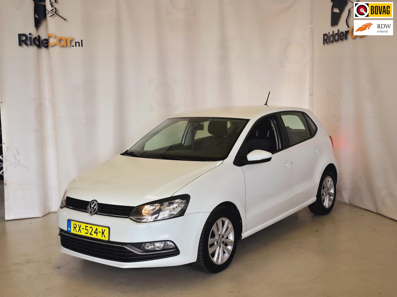 Volkswagen Polo - 1.2 TSI Comfortline Business R|GARANTIE|AUTOMAAT|TREKHAAK|CRUISE - AutoWereld.nl