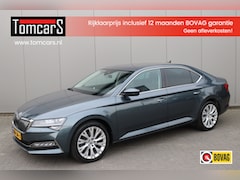 Skoda Superb - 1.4 TSI iV PHEV Business Edition Plus Camera/Navigatie/Adaptive-cruise/Carplay-android