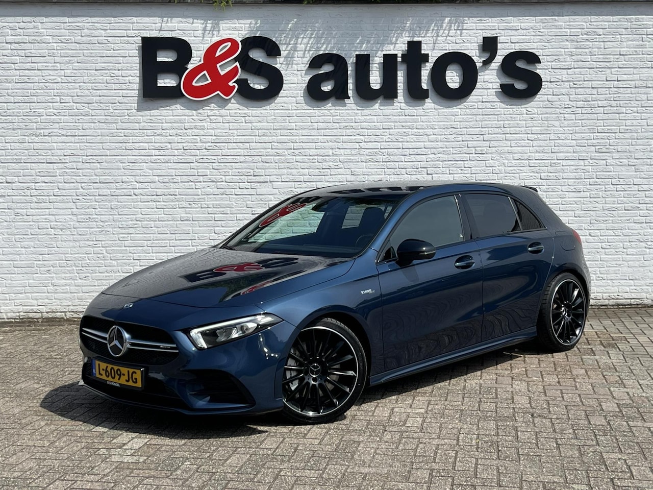 Mercedes-Benz A-klasse - AMG 35 4MATIC 306 PK!! Keyless Cruise Led verlichting AchteruitCamera Carplay Dynamic sele - AutoWereld.nl