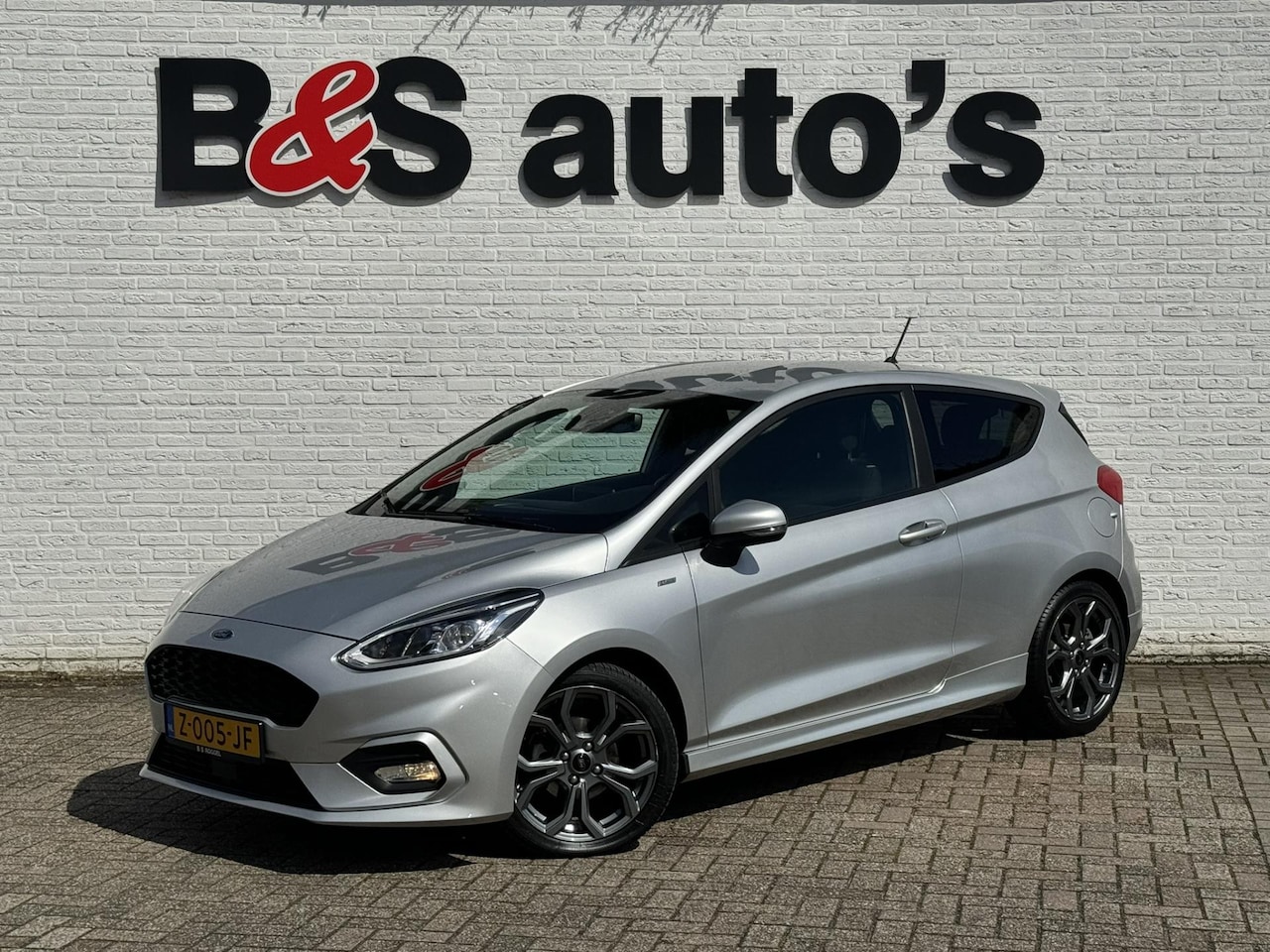 Ford Fiesta - 1.0 EcoBoost Vignale ST-line Achteruitrijcamera Carplay Climatecontrol Cruise Navigatie Da - AutoWereld.nl