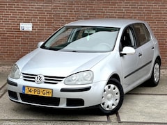 Volkswagen Golf - 1.4 FSI Trendl |Airco |CruiseC |Nieuwe APK |NAP