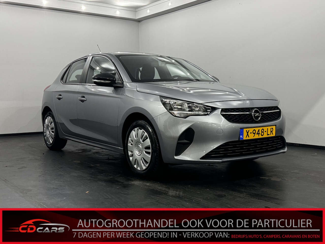 Opel Corsa - 1.2 Airco, Parkeer sensoren, Cruise control, Radio - AutoWereld.nl