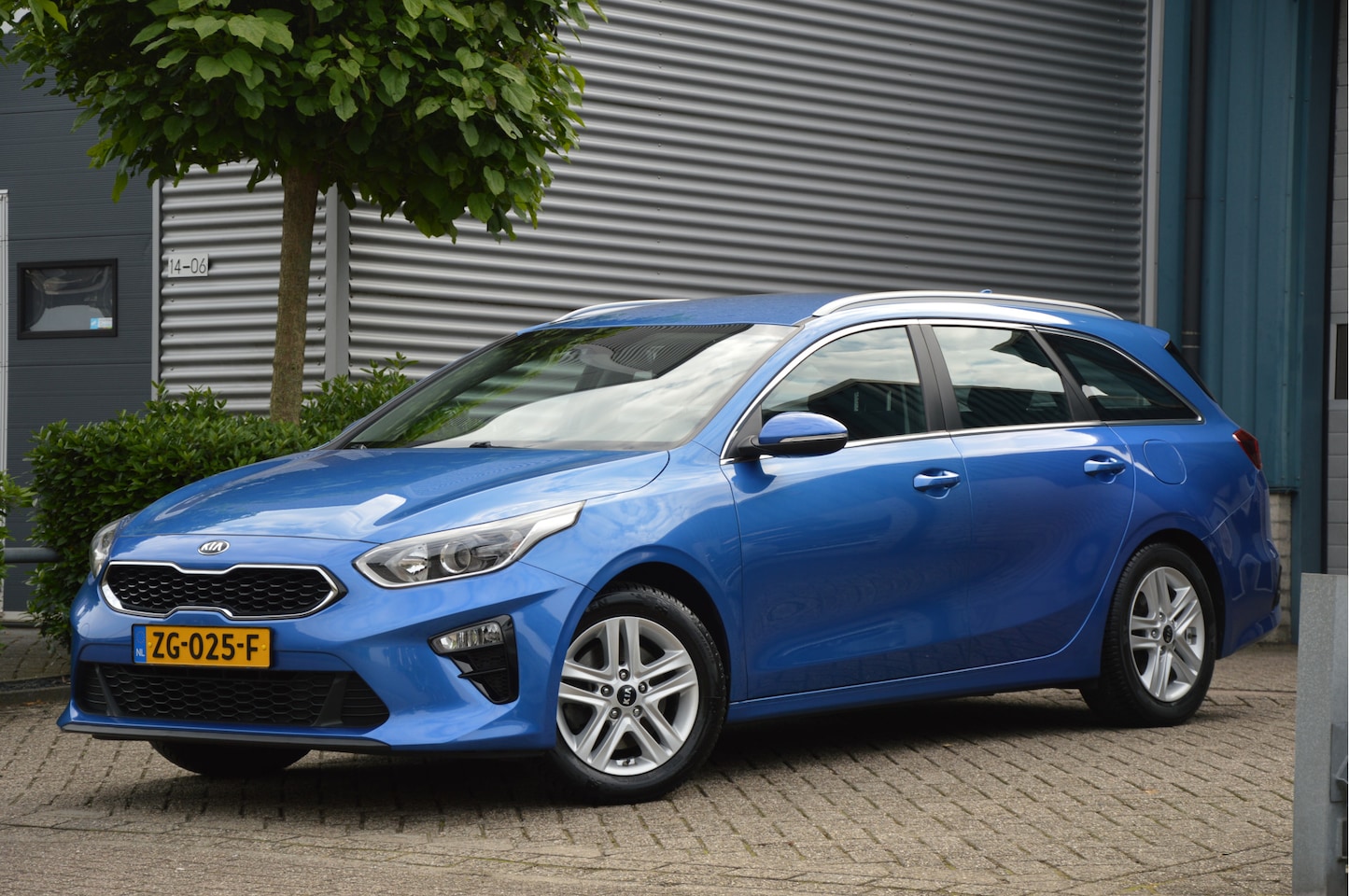 Kia Cee'd Sportswagon - Ceed 1.0 T-GDi DynamicLine NAVI | CAMERA | TREKHAAK | CRUISE | CLIMA | ENZ - AutoWereld.nl