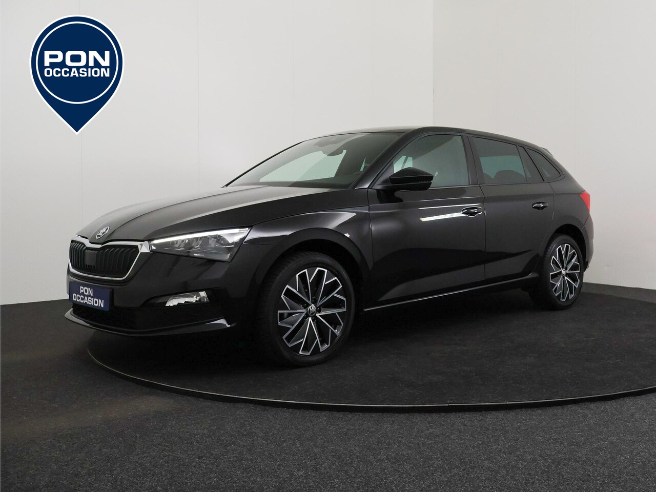 Skoda Scala - 1.0 TSI 110 PK Style | Stoelverwarming | Getint Glas | Sportstoelen | Apple CarPlay | - AutoWereld.nl