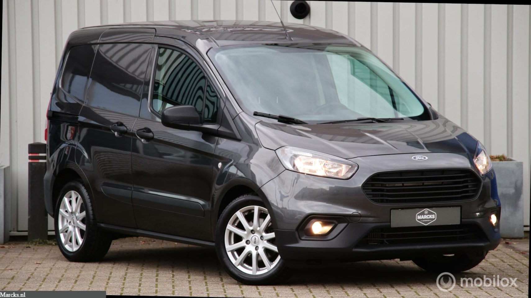 Ford Transit Courier - 1.0 Trend EcoBoost BENZINE !! 18.346km!! - AutoWereld.nl