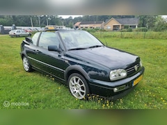 Volkswagen Golf Cabriolet - 1.6