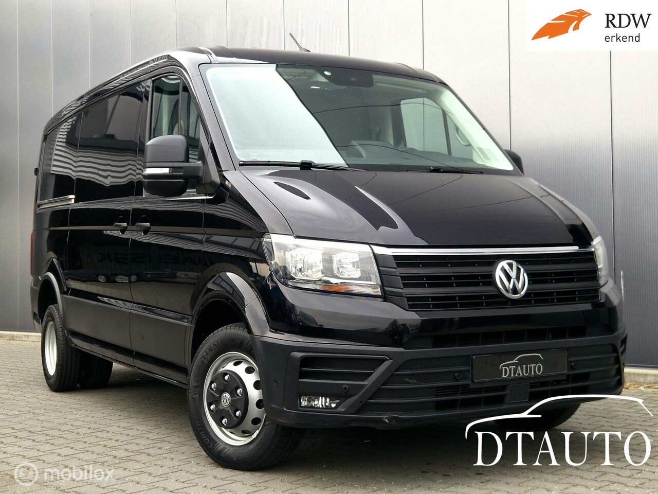 Volkswagen Crafter - Bestel 50 2.0 TDI L3H3 DL Highline Dubbel Lucht Trekhaak 3500Kg DSG - AutoWereld.nl