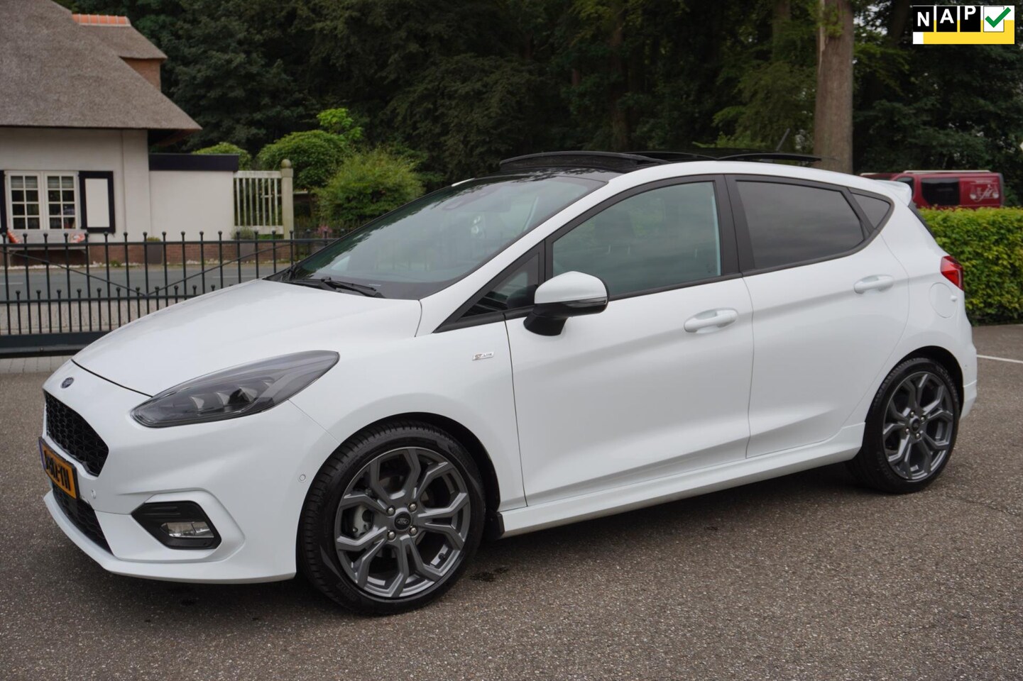 Ford Fiesta - 1.0 EcoBoost ST-Line 1.0 EcoBoost ST-Line - AutoWereld.nl