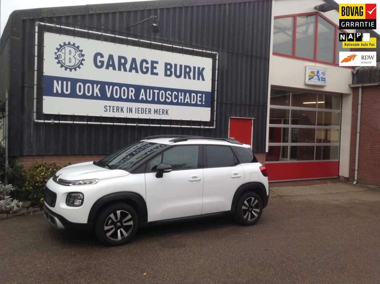 Citroën C3 Aircross - 1.2 PureTech S&S Shine 1.2 PureTech S&S Shine - AutoWereld.nl