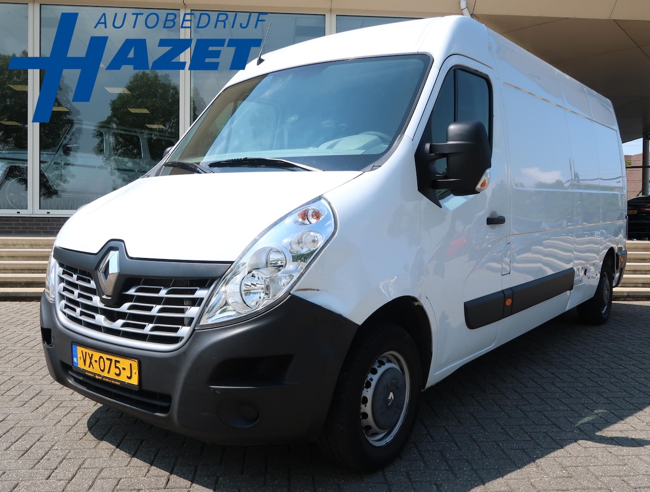 Renault Master - T35 2.3 dCi L3H3 + NAVIGATIE / AIRCO / CRUISE CONTROL - AutoWereld.nl