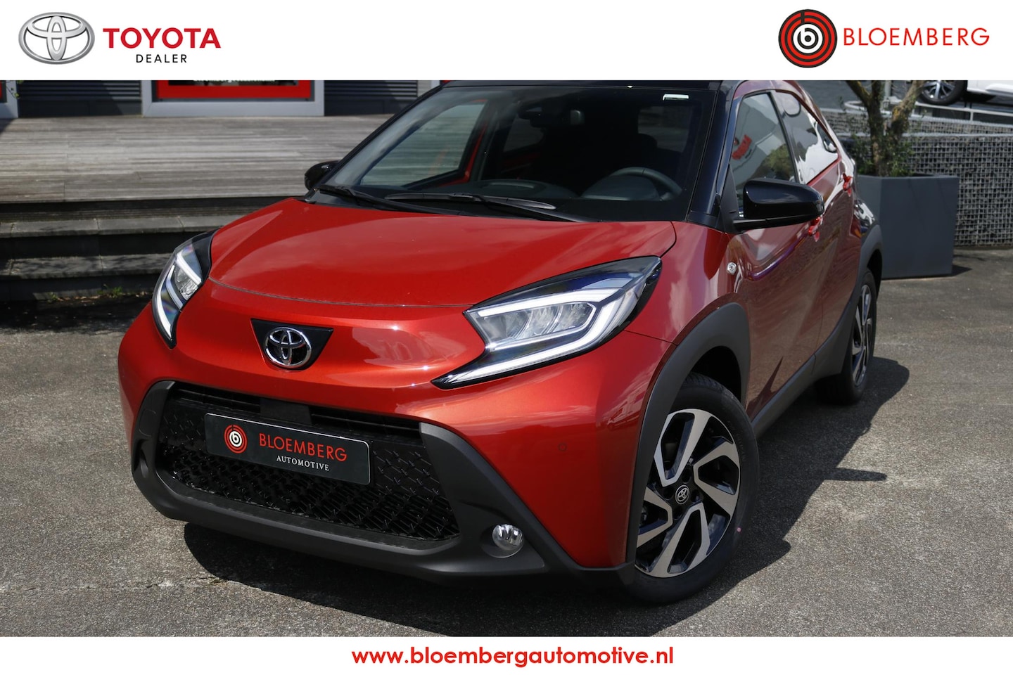 Toyota Aygo X - 1.0 VVT-i S-CVT Premium 1.0 VVT-i S-CVT Premium - AutoWereld.nl