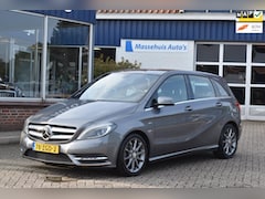 Mercedes-Benz B-klasse - 200 Ambition 107dkm Trekhaak Navi Bi-Xenon LED Clima Cruise PDC Nwe APK