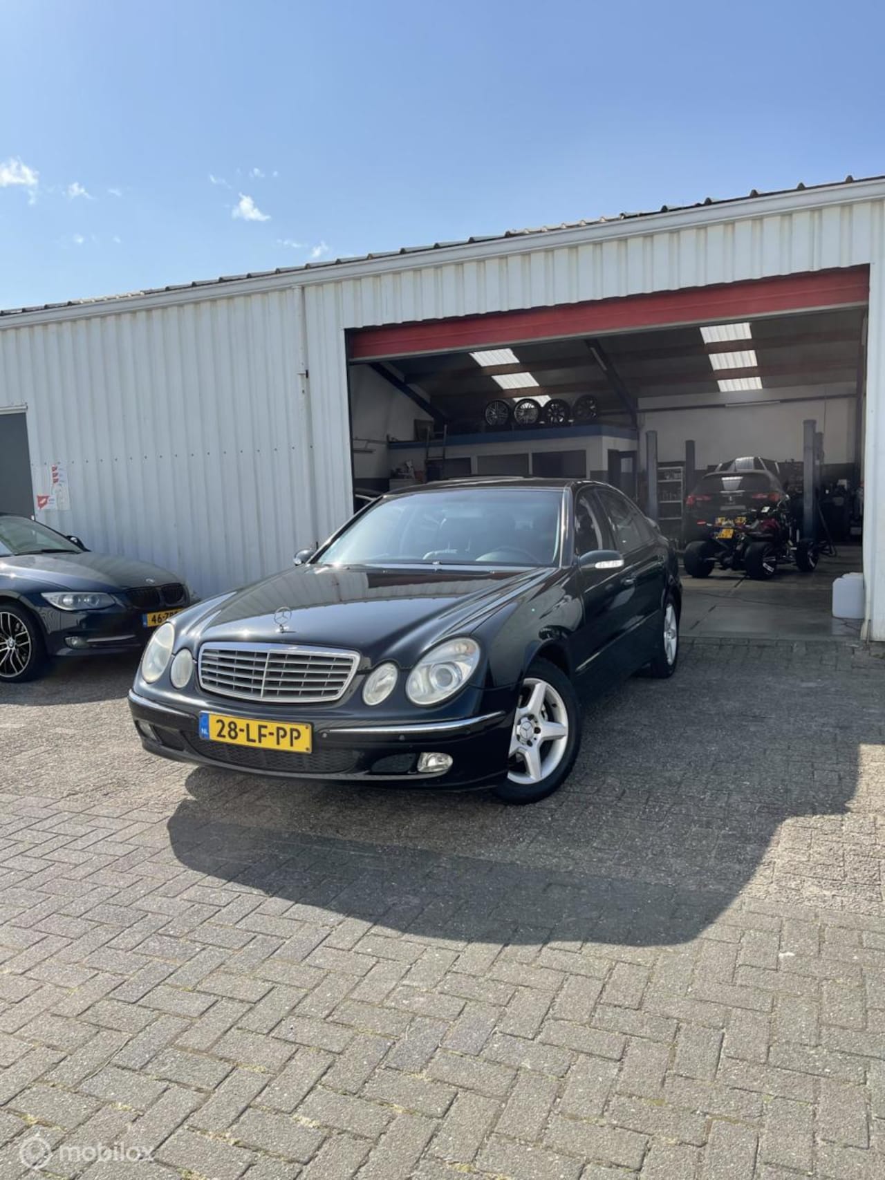 Mercedes-Benz E-klasse - 270 CDI Automaat|Navi|Youngtimer|Nw APK|Luxe - AutoWereld.nl