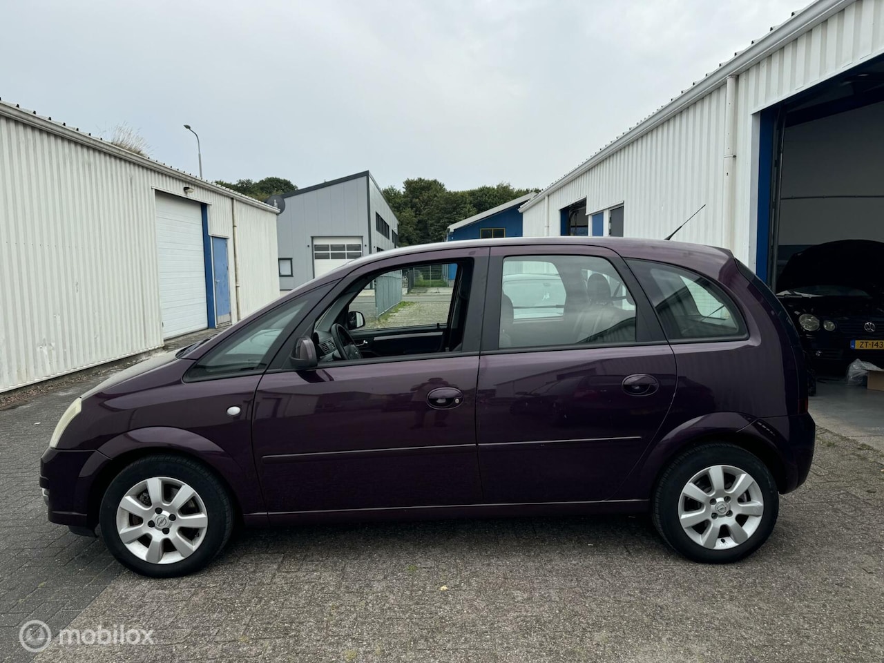 Opel Meriva - 1.6-16V Cosmo | Airco | Half Leer | Nieuw APK - AutoWereld.nl