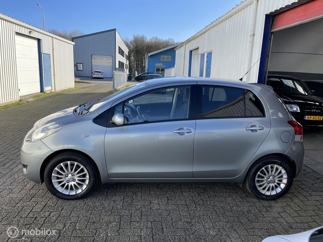 Toyota Yaris - 1.3 VVTi Dynamic |Airco|Elek.ramen|APK-02-2023 - AutoWereld.nl