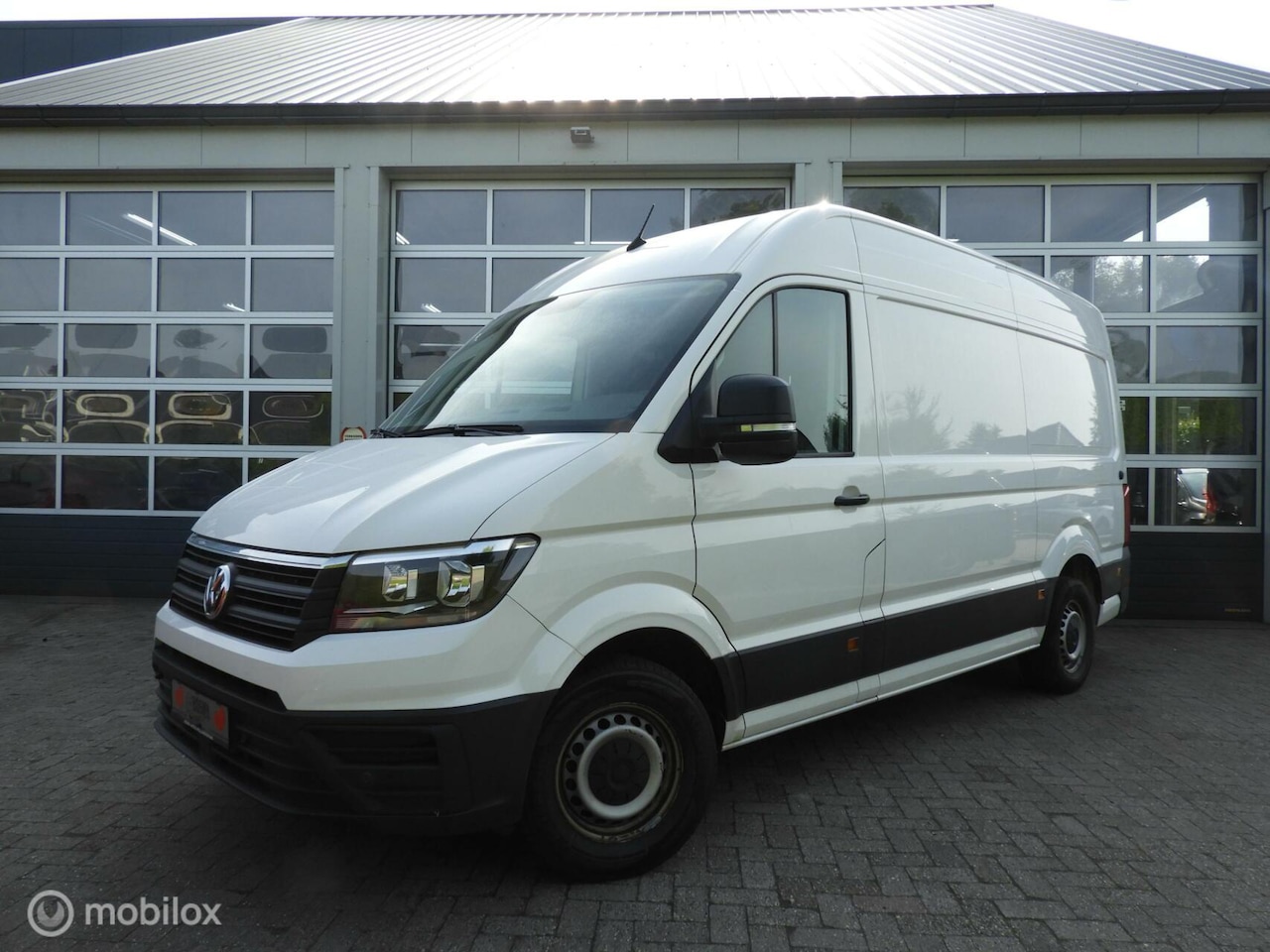 Volkswagen Crafter - Bestel 2.0 TDI 140 PK L3H2 Cruise - AutoWereld.nl