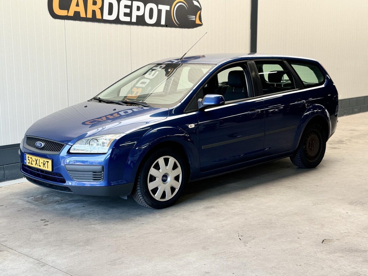 Ford Focus Wagon - 1.6-16V Trend Nette focus.Airco - AutoWereld.nl