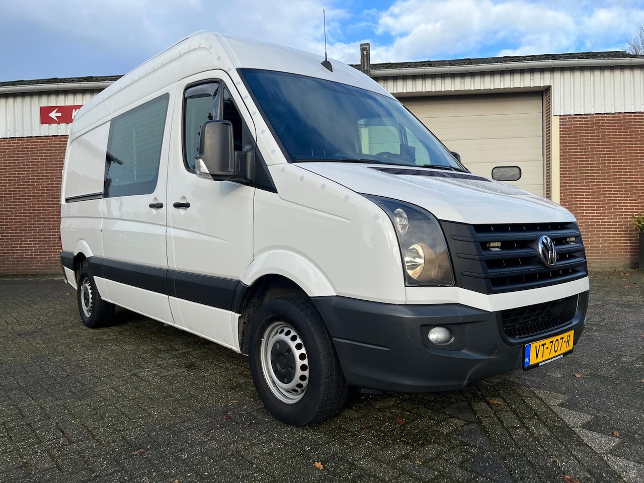 Volkswagen Crafter - 50 2.0 TDI 3,5T euro 6 optioneel met Sortimo inrichting, omvormer en standkachel - AutoWereld.nl