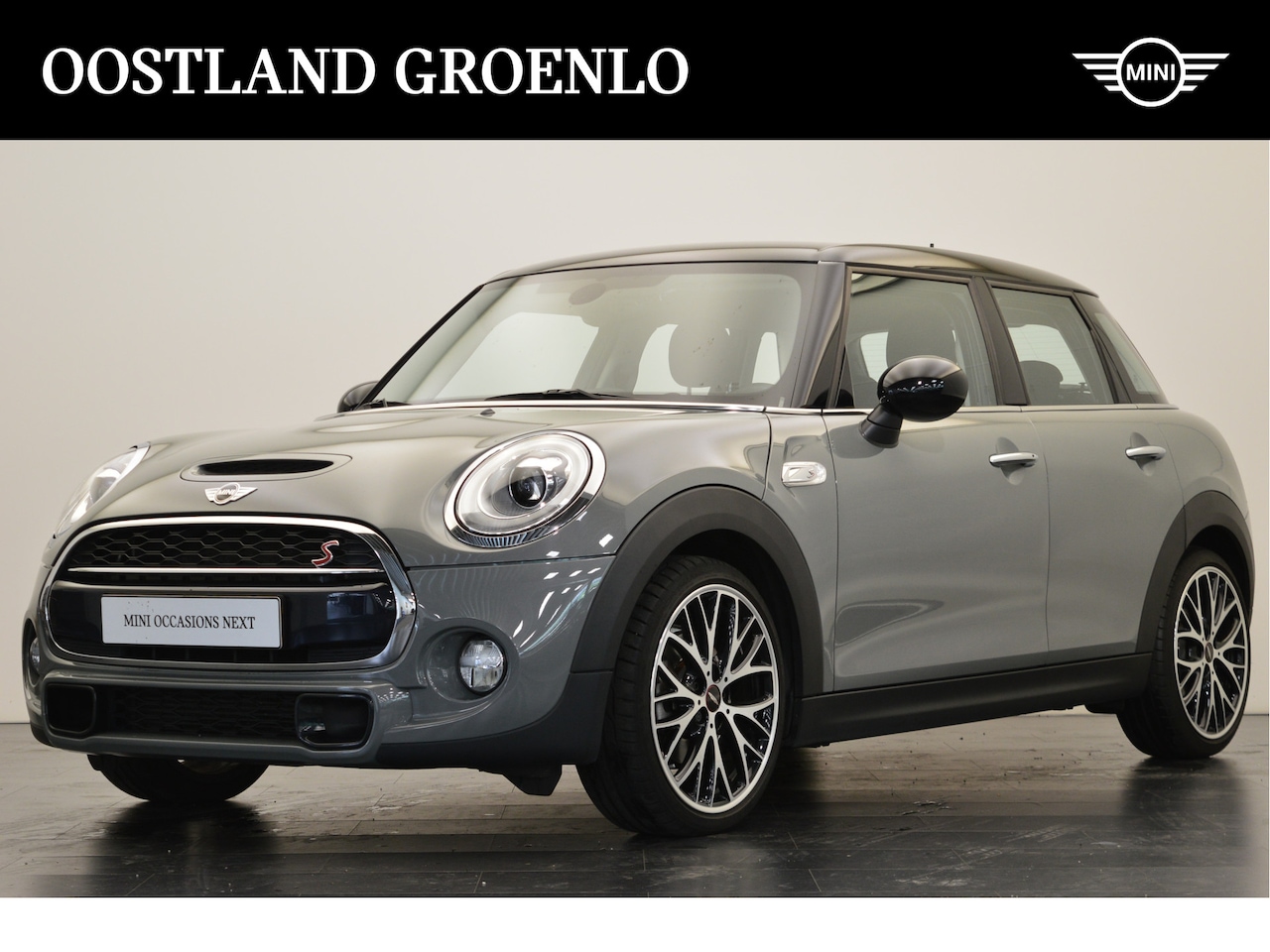 MINI Cooper S - Hatchback Chili Automaat / Sportstoelen / LED / Comfort Access / Navigatie / Cruise Contro - AutoWereld.nl