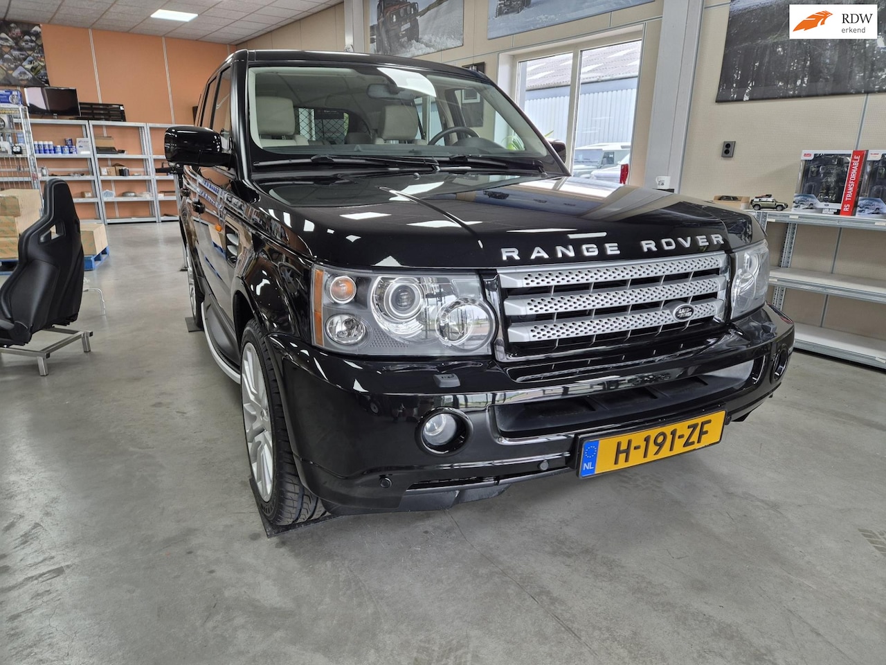 Land Rover Range Rover Sport - 4.2 V8 Supercharged 4.2 V8 Supercharged - AutoWereld.nl