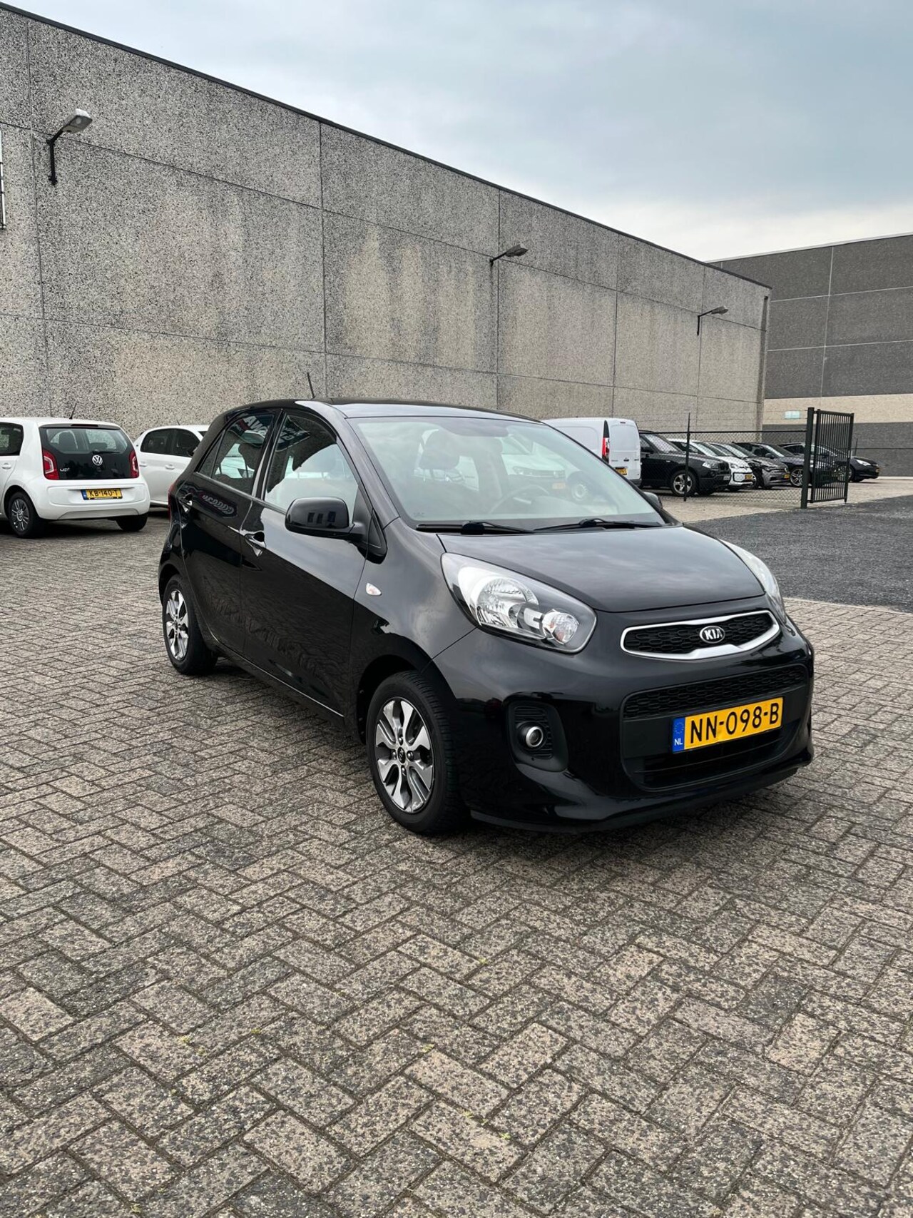 Kia Picanto - 1.0 CVVT EconomyPlusLine 1.0 CVVT EconomyPlusLine - AutoWereld.nl