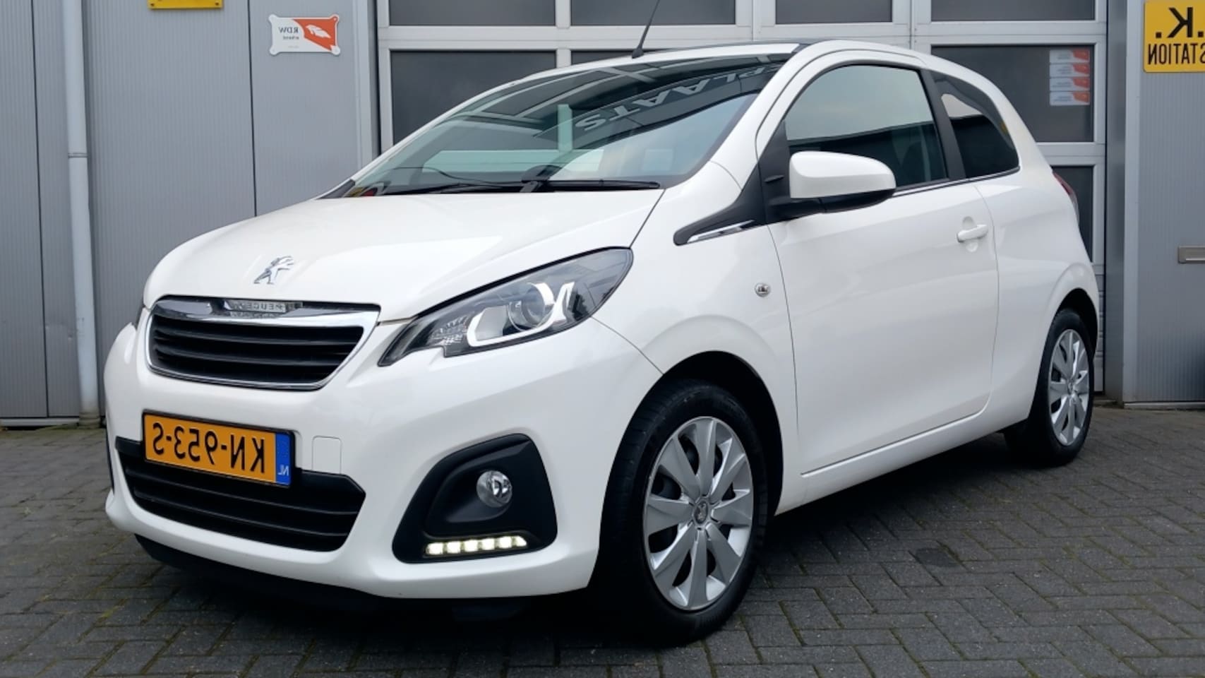 Peugeot 108 - 1.0 e-VTi Active TOP! 1.0 e-VTi Active TOP - AutoWereld.nl