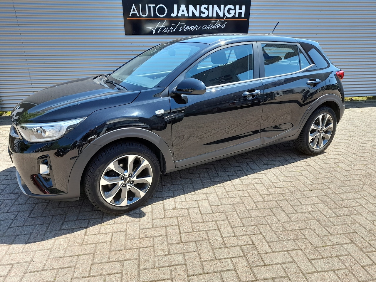 Kia Stonic - 1.0 T-GDi ComfortPlusLine Navigator | Airco | Navigatie | LM Velgen | 1e Eigenaar | Ndl au - AutoWereld.nl