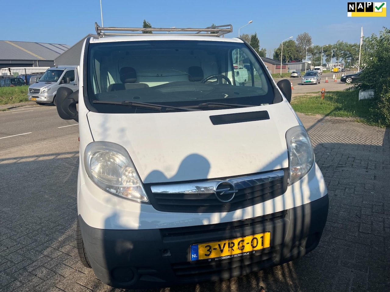 Opel Vivaro - 2.0 CDTI L1H1 DC Selection 2.0 CDTI L1H1 DC Selection (! Motor draait maar start niet !) - AutoWereld.nl