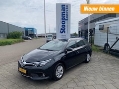 Toyota Auris Touring Sports - 1.8 Hybrid Business Plus