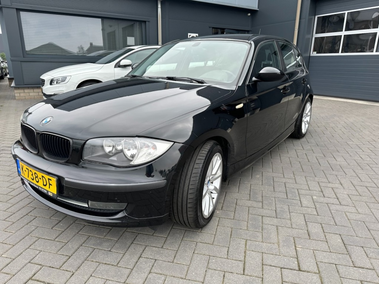 BMW 1-serie - 116i Business Line Airco 5drs - AutoWereld.nl