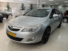 Opel Astra - 1.3 CDTI AIRCO / Trekhaak / CRUISE / NAVIGATIE