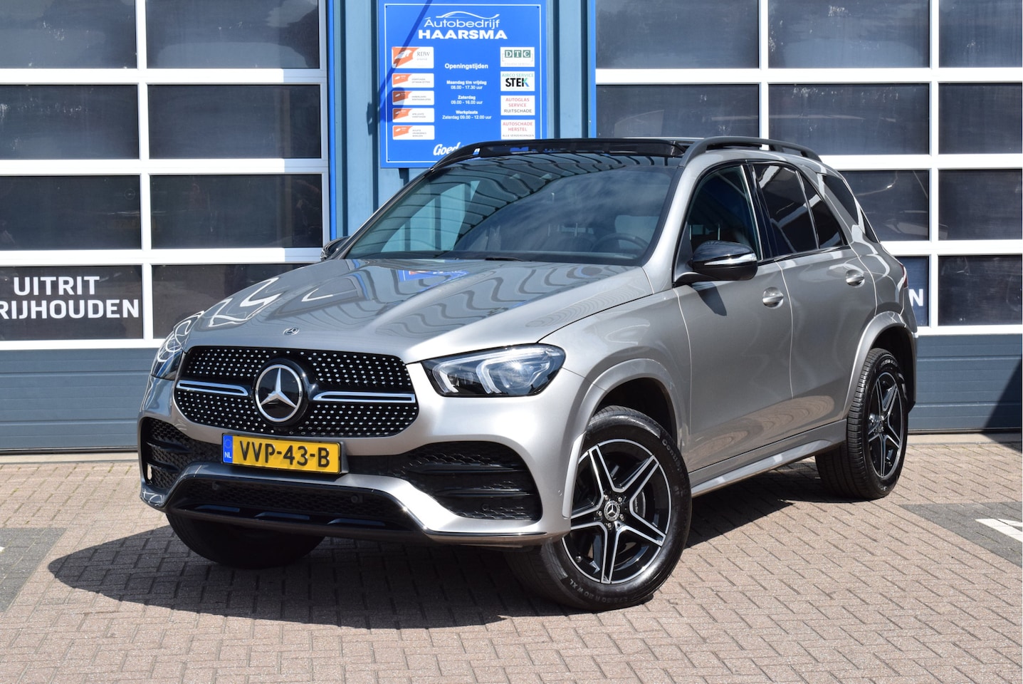 Mercedes-Benz GLE-Klasse - 350 D 4MATIC Grijs Kenteken Panoramadak AMG - AutoWereld.nl