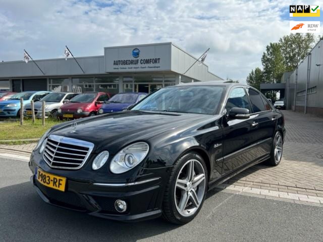 Mercedes-Benz E-klasse - E63 AMG LAGE KM-STAND, ZEER MOOI EXEMPLAAR ! - AutoWereld.nl