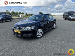 Volkswagen Jetta - 1.4 TSI Hybrid Highline Turbo defect