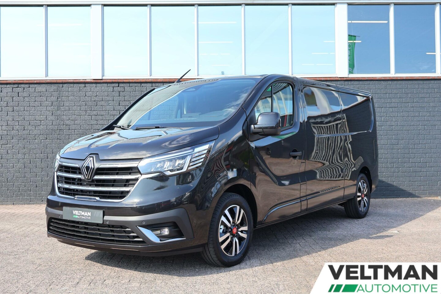 Renault Trafic - bestel 2.0 Blue dC1 150 EDC T30 L2H1 Extra DIRECT LEVERBAAR - AutoWereld.nl