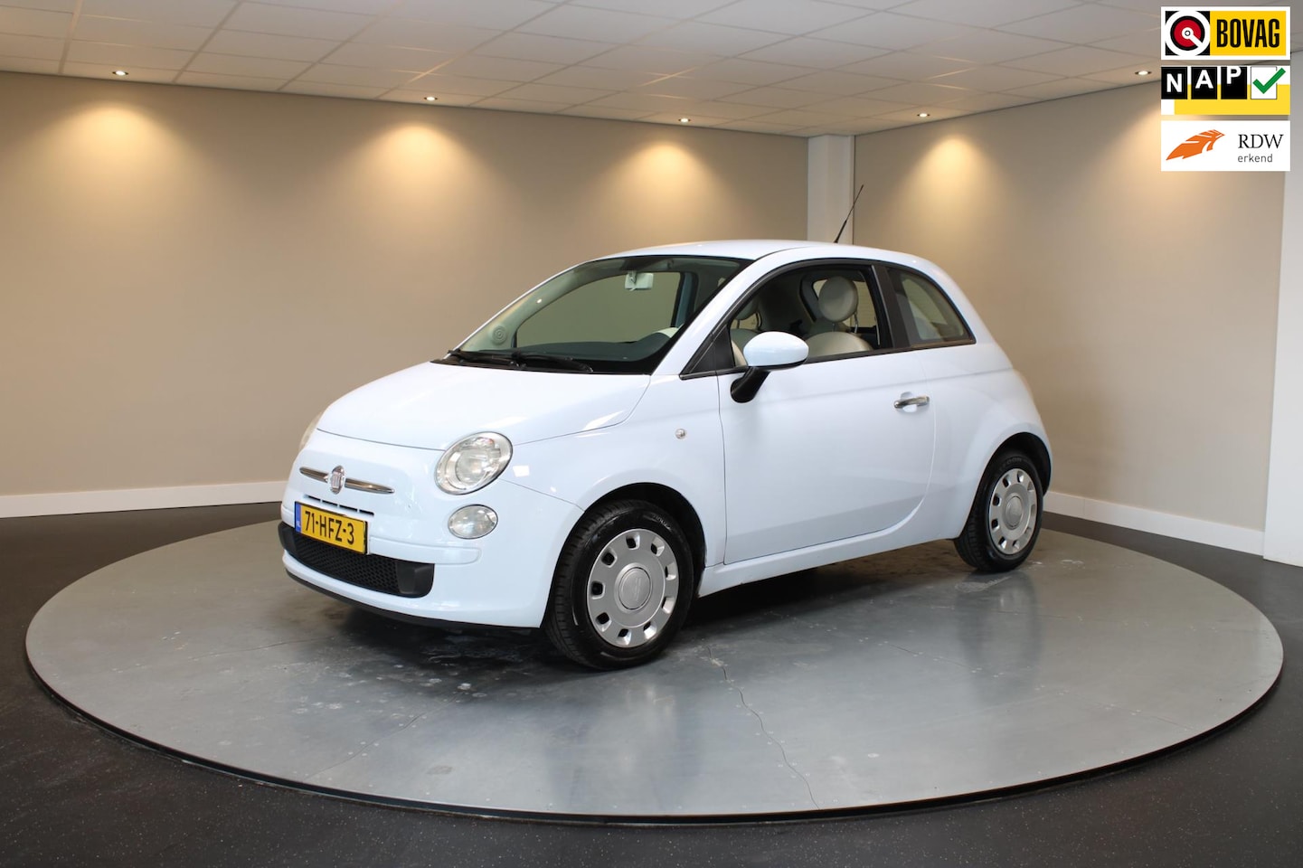 Fiat 500 - 1.2 Cha-Cha Blauw *Nieuwe Distr.riem* Airco|NAP - AutoWereld.nl