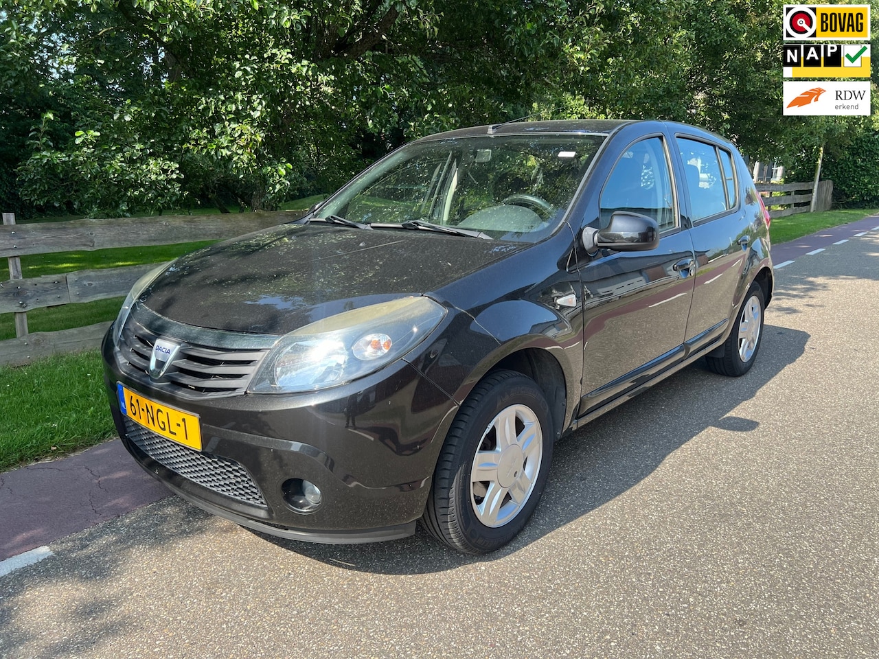 Dacia Sandero - 1.2 Blackline Airco, Trekhaak - AutoWereld.nl